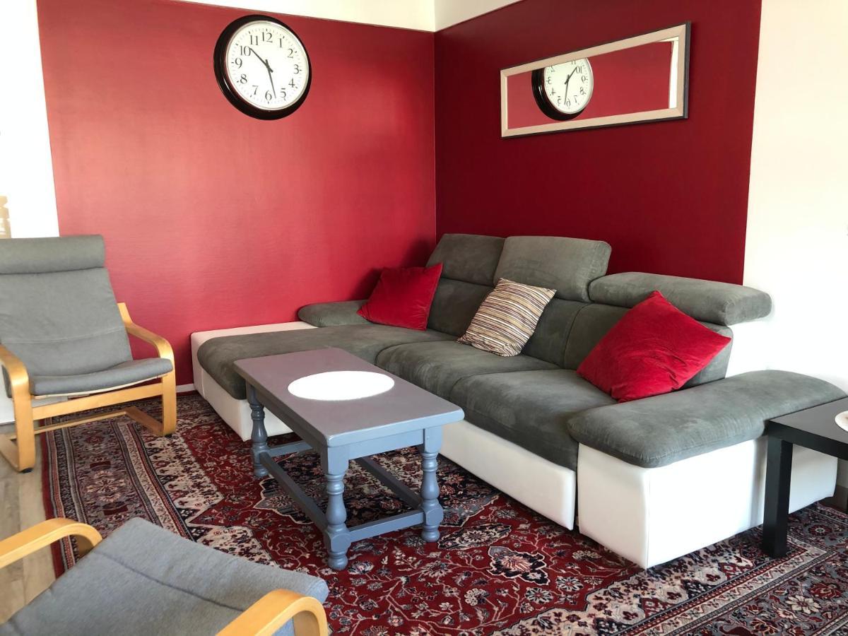 Bedinreims "Burgundy Bottle" 110M2 Exceptional, 4 Chambres Doubles, 2 Bain, Free Park & Wifi, Tout Equipe Zewnętrze zdjęcie